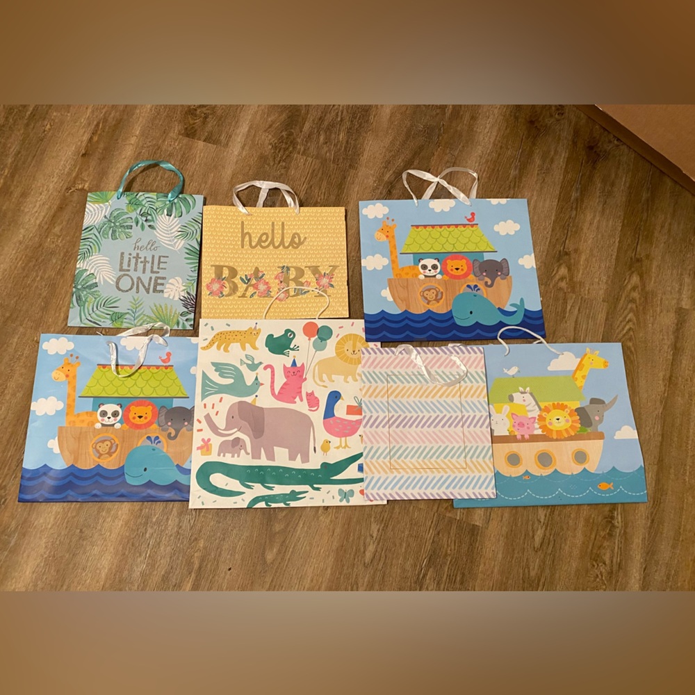 7 baby gift bags